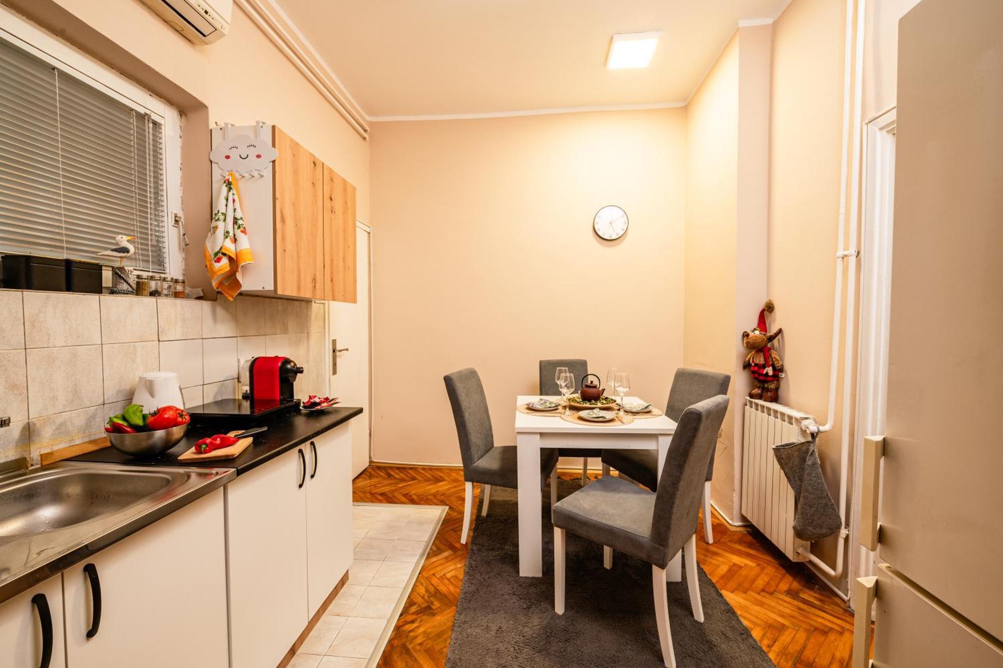 Cozy Apartment In City Center Belgrad Exterior foto